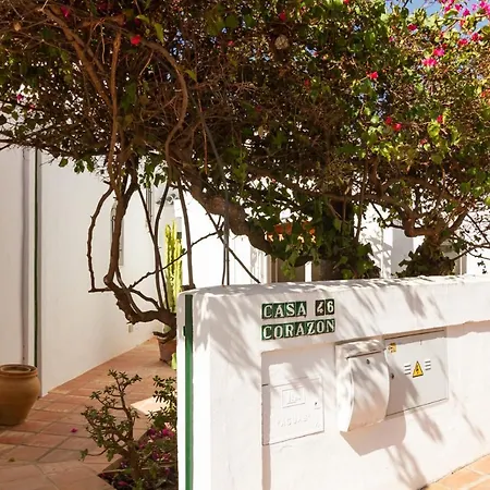 Casa Corazon Burriana Casasol * ネルハ
